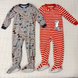 Carter’s Bundle of 2 Fleece Footie Pajamas Orange White Stripe Fox Wildlife 5T